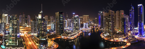 Zdjęcie XXL Dubai Marina w nocy
