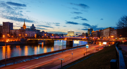 Poster - Moscow River and the White House