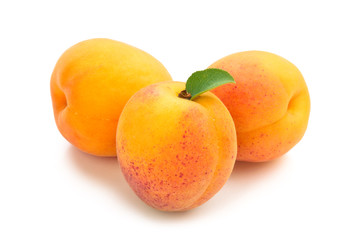 Canvas Print - Fresh rpie apricots.