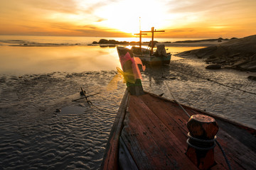 Wall Mural - boat and sunrise