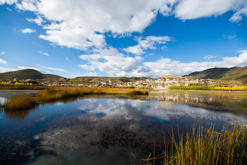 The lake and temple