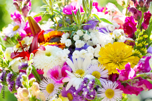 Fototapeta na szkło bouquet of summer flowers