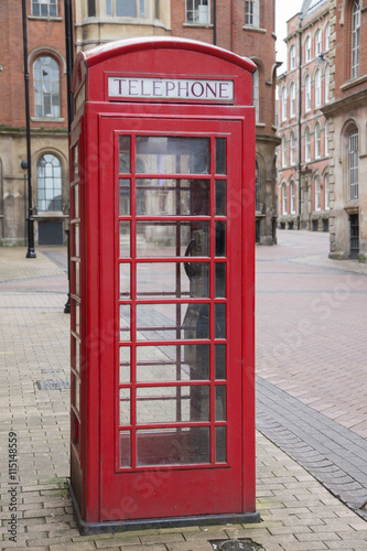 Naklejka dekoracyjna Red Telephone Box, Broadway Street, Lace Market District, Nottin