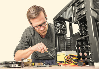 Poster - Repair of computer.
