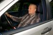 © Peter Maszlen - Rüstiger Rentner fährt Auto