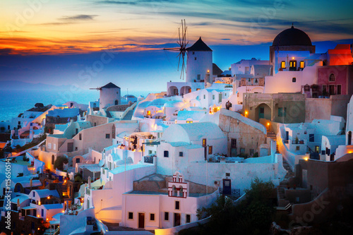 Cuadros en Lienzo lights of Oia village at night, Santorini Greece, toned