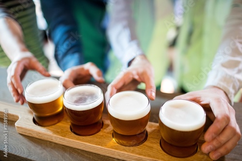 Fotomural Amigos, llegar, cerveza, sampler, contador