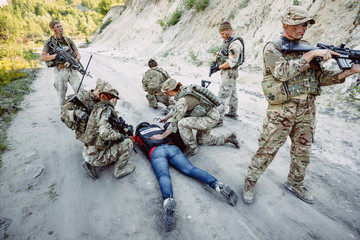 Poster - British special forces soldiers take part in military operation