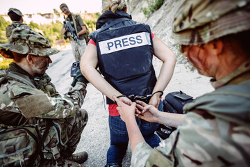 Poster - British special forces soldiers take part in military operation