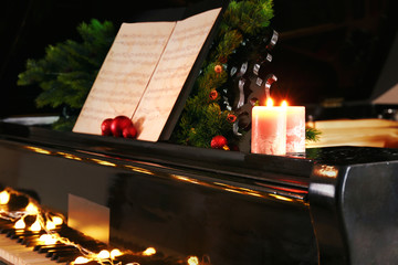 Wall Mural - Music notes on piano with Christmas decoration