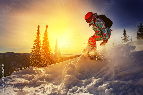 Dekoracja na wymiar  skoki-snowboardzistow