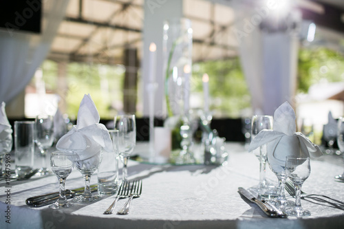 Cuadros en Lienzo Beautifully organized event - served banquet tables ready for guests