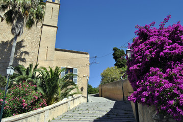  Treppen zur Kirche Arta in Mallorca 