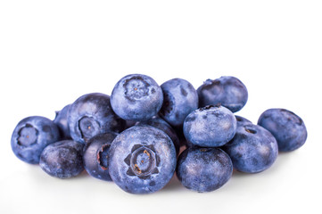 Wall Mural - Fresh blueberries isolated on white background