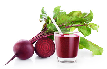 Wall Mural - Fresh beetroot and juice (smoothies) isolated on white backgroun