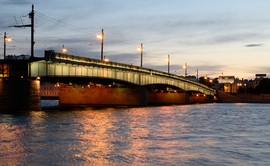 Wall Mural - Foundry Bridge at night.