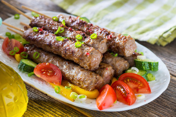 Poster - Minced meat kebab with fresh vegetable