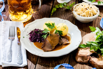 Wall Mural - Bayerische Schweinebraten (oktoberfest)