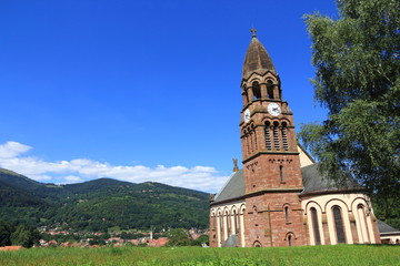 Wall Mural - L'église de l'Emm à Metzeral dans la vallée de Munster