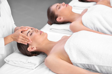 Poster - Beautiful girls relaxing in spa salon