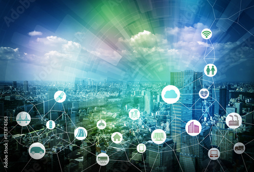Fotografía smart city and internet of things, various communication devices, architecture,