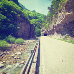 Canvas Print - Road in Alps