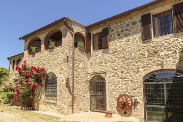 Wall Mural - Old stone house in Tuscany, Italy