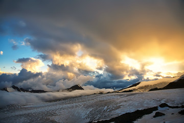 Wall Mural - alpine mountain landscape