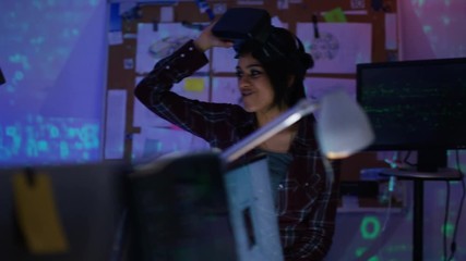 Wall Mural -  Young computer programmers trying out virtual reality viewers