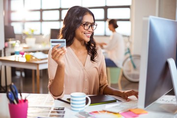 Aufkleber - Graphic designer doing online shopping