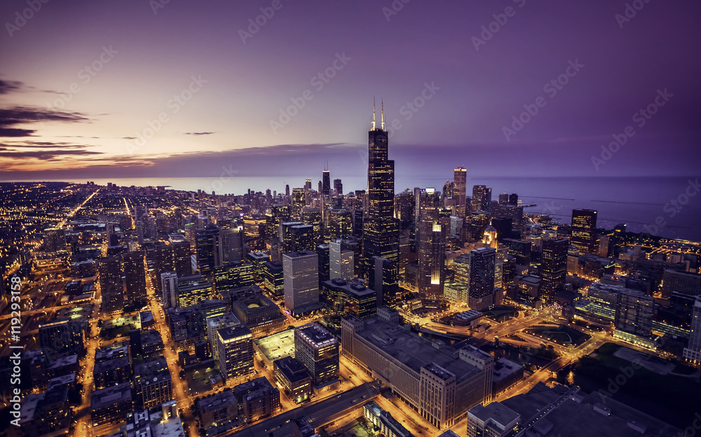 Chicago skyline aerial view at dusk - obrazy, fototapety, plakaty 