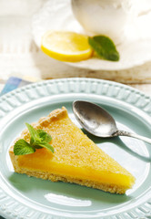 Canvas Print - Slice of lemon pie