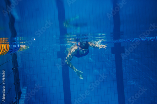 Fotomural Swimmer woman underwater