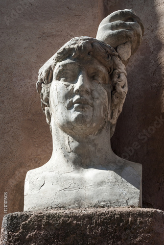 Fotografie, Obraz Testa colossale virile, Castel Sant'Angelo, Roma.
