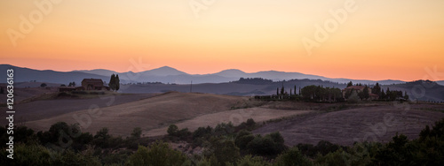 Paysage Panoramique De La Campagne Toscane Au Coucher De