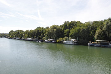 Poster - Péniches sur la Seine à Puteaux