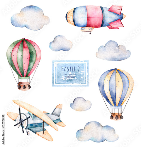 balony-samoloty-i-chmurki-malowane-akwarela-na-bialym-tle