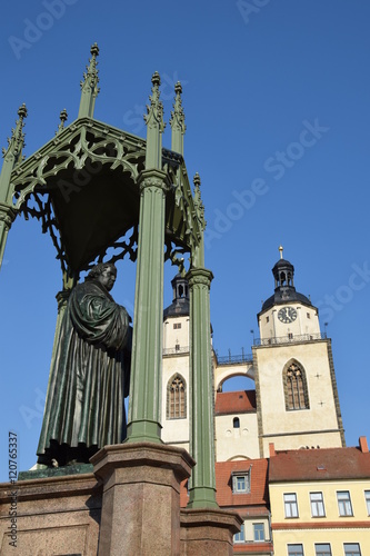Fotografie, Obraz Martin Luther vor der Stadtkirche Wittenberg