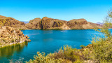 Fototapeta  - Canyon Lake and the Desert Landscape of Tonto National Forest along the Apache Trail in Arizona, USA