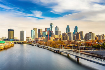 Wall Mural - Panoramic picture of Philadelphia skyline and Schuylkill river, PA, USA.