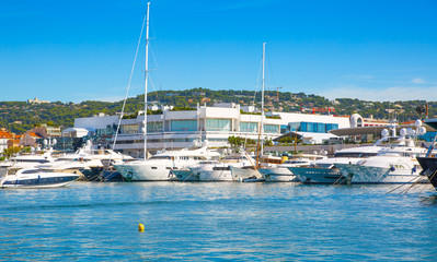 Wall Mural - CANNES, FRANCE - 19 SEPTEMBER, 2016: Vieux Port (old port) in the city of Cannes, with lots of sailing boats and power yachts anchored during the Sailing regatta