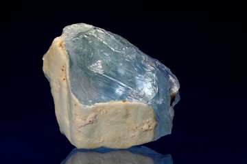 Canvas Print - Gem quality crystal of blue topaz.  Sample from Viitaniemi feldspar quarry, Finland.