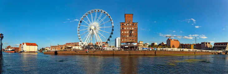 Wall Mural - View across the Motlawa River to the Granary Island in Gdansk, Poland.