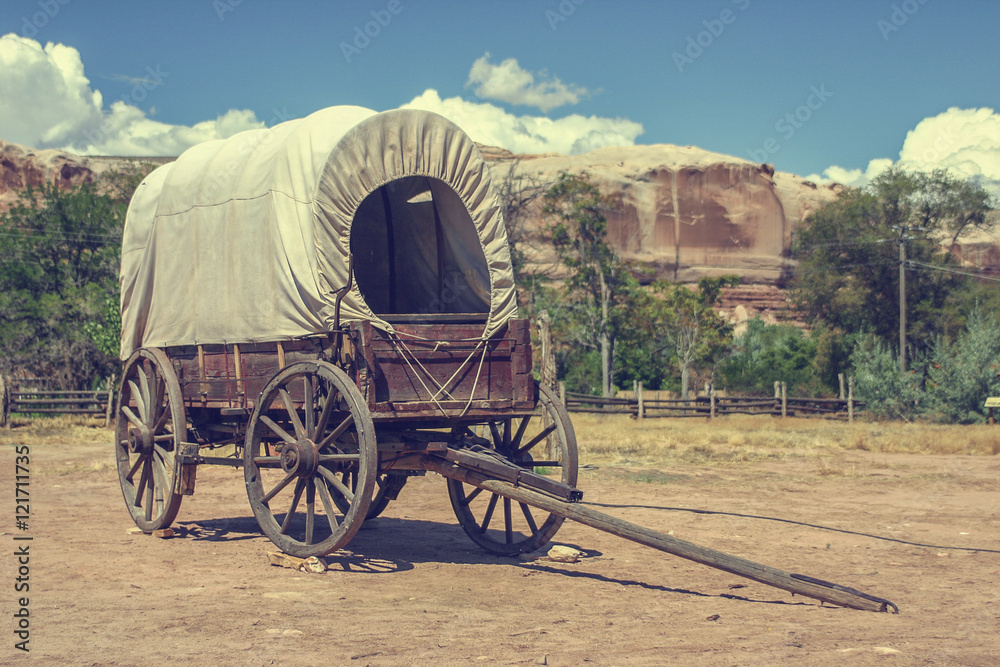 Covered wagon - obrazy, fototapety, plakaty 