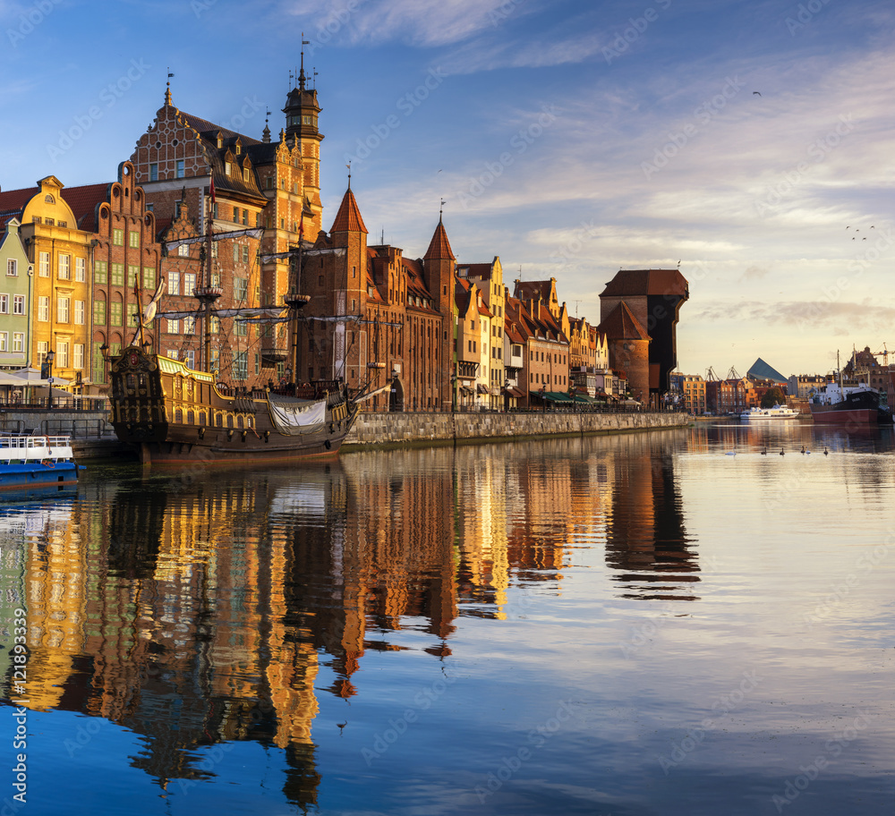 Cityscape of Gdansk in Poland - obrazy, fototapety, plakaty 