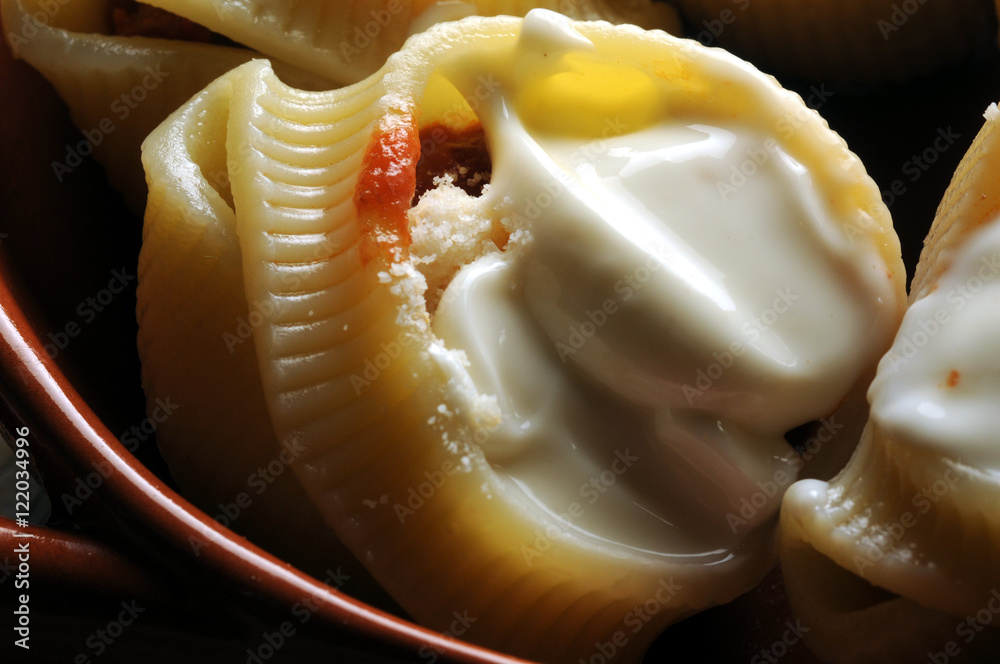 Copt paste Pastas cocidas al horno Pasta al forno 구운 파스타 Baked lumaconi ...