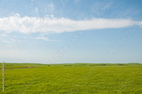 Cuadros en Lienzo Wide open rural prairie landscape in summer