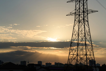 High voltage pylon