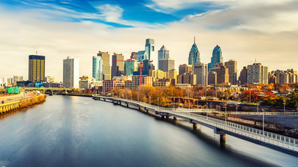 Fototapete - Panoramic picture of Philadelphia skyline and Schuylkill river, PA, USA.