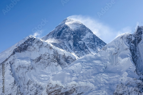 Dekoracja na wymiar  everest-mountain-peak-wczesnym-rankiem-sagarmatha-chomolungma-szczyt-swiata-8848-m-wschod-slonca-za-szczytem-mount-everest-himalaje-nepal
